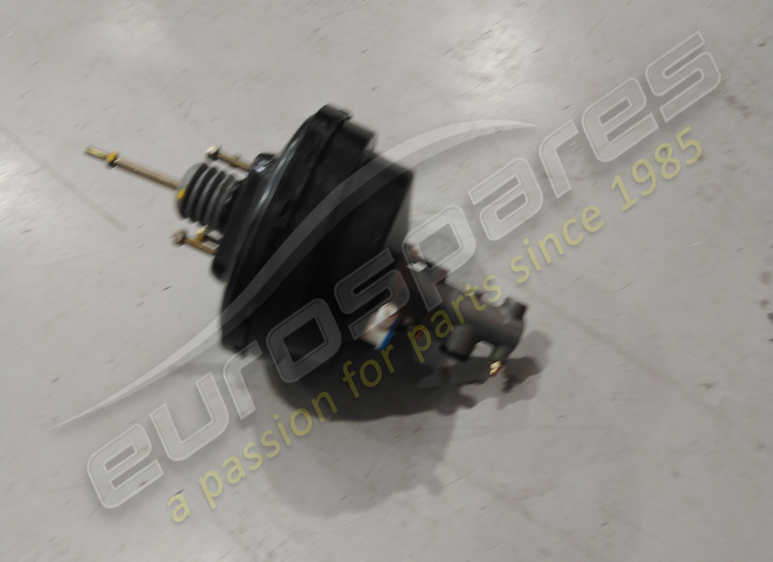 used ferrari brake servo assembly. part number 170626 (2)