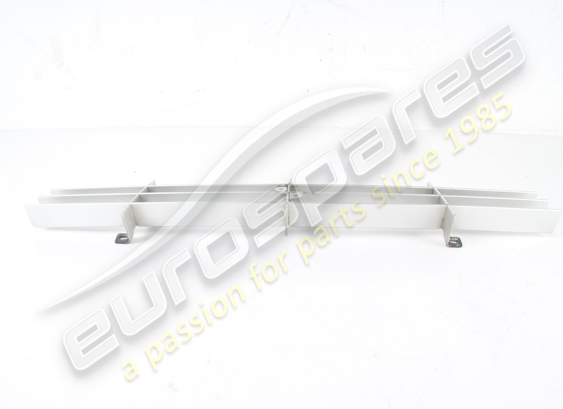 used ferrari lower panel grille. part number 61736800 (3)