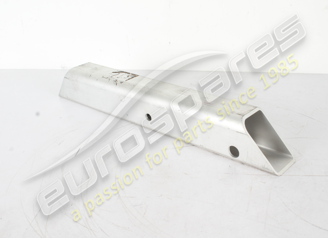 new ferrari rh upper front diagonal. part number 985187269 (1)