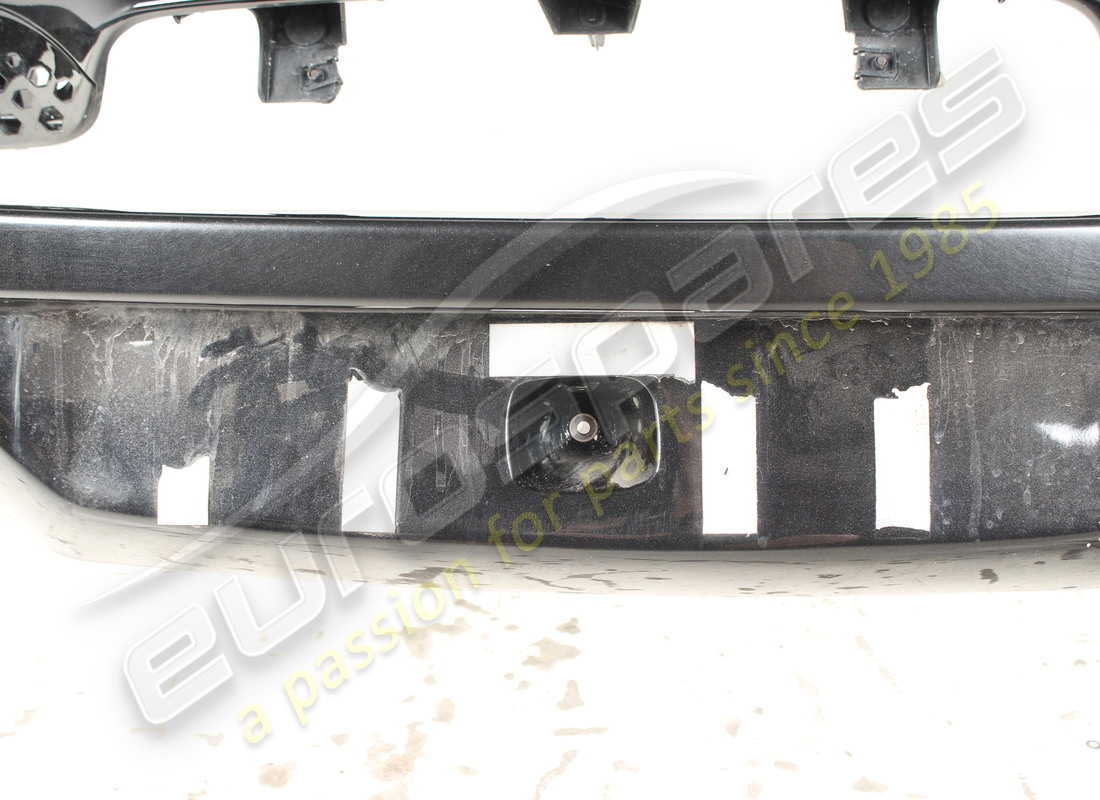 used ferrari complete rear bumper. part number 985802357 (4)
