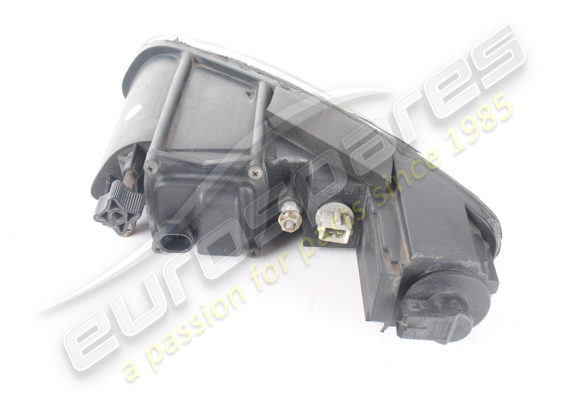 USED MASERATI RH FOG LIGHT. PART NUMBER 383100114 (4) used maserati rh fog light. part number 383100114 (4)