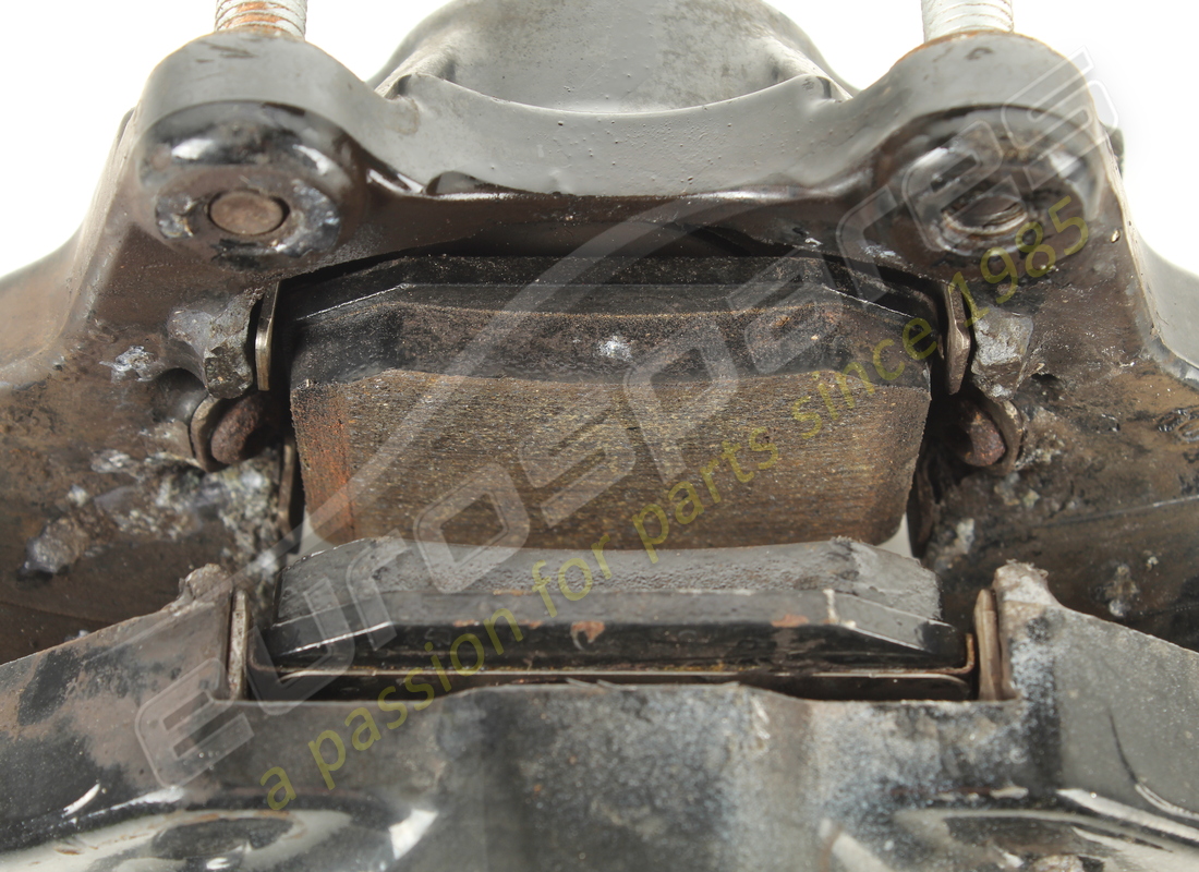 used maserati rear rh brake calipersblack. part number 228350 (5)