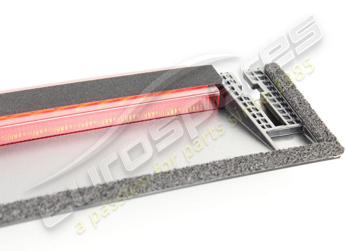 new porsche brakelight. part number 982945097b (2)