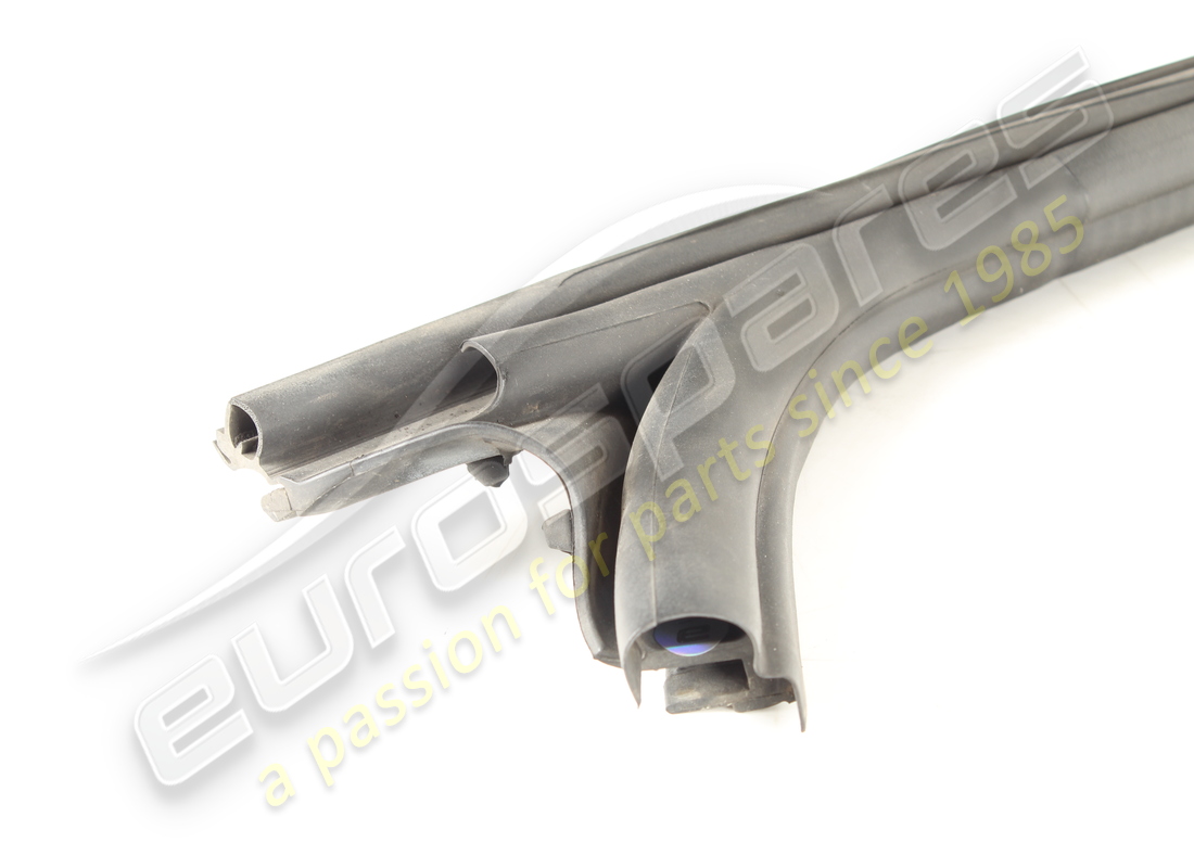 USED FERRARI LH DOOR PERIMETER SEAL. PART NUMBER 84087500 (2) used ferrari lh door perimeter seal. part number 84087500 (2)