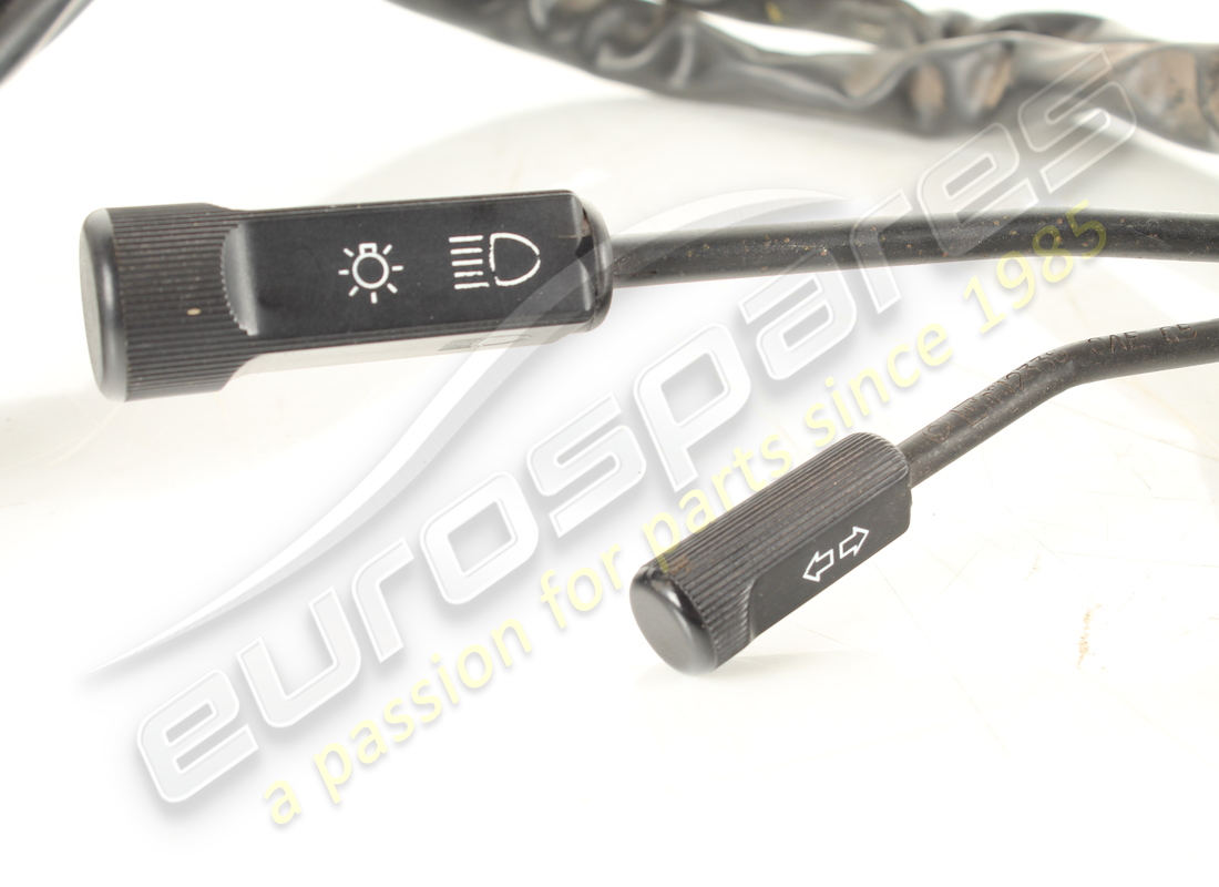 used ferrari column switch. part number 119317 (2)