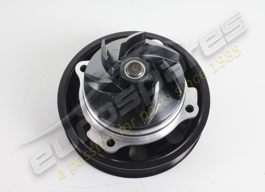 new maserati water pump. part number 670052892 (2)