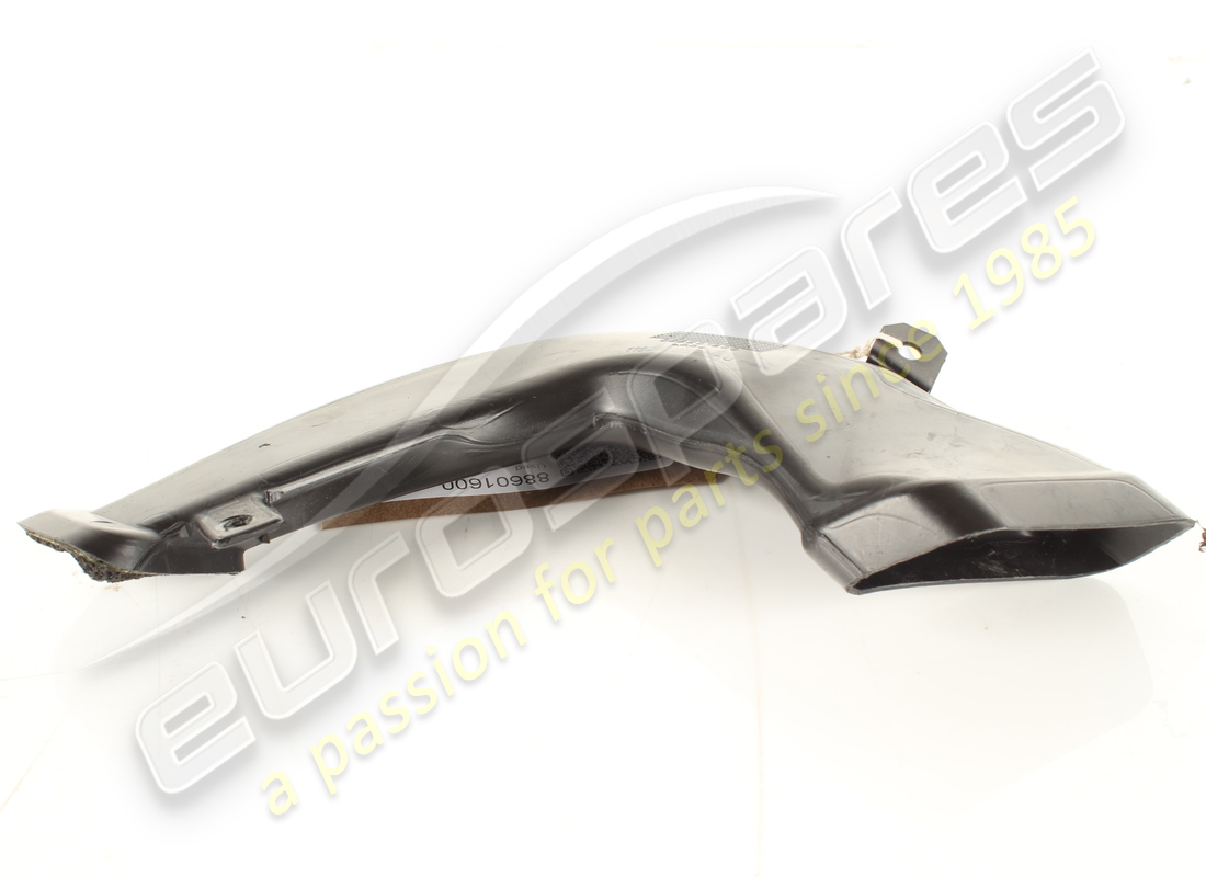 used ferrari rh demister air duct. part number 88601600 (2)