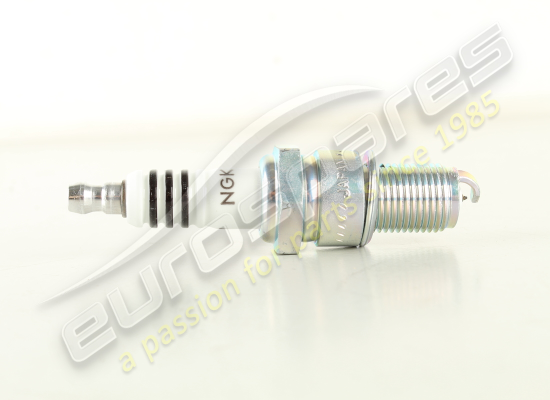 NEW NGK IRIDIUM SPARK PLUG (SCREW TOP). PART NUMBER 119492 (4) new ngk iridium spark plug (screw top). part number 119492 (4)