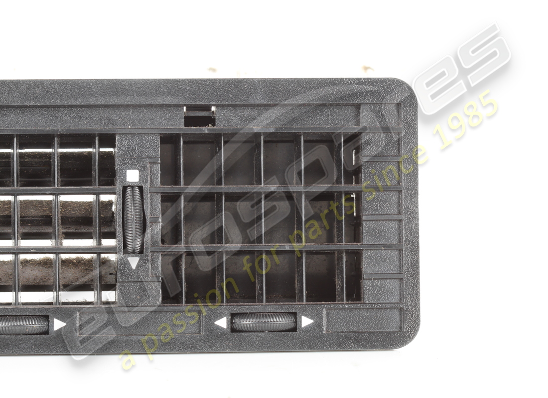 USED Ferrari DASHBOARD CENTRAL AIR VENT . PART NUMBER 60657100 (1)