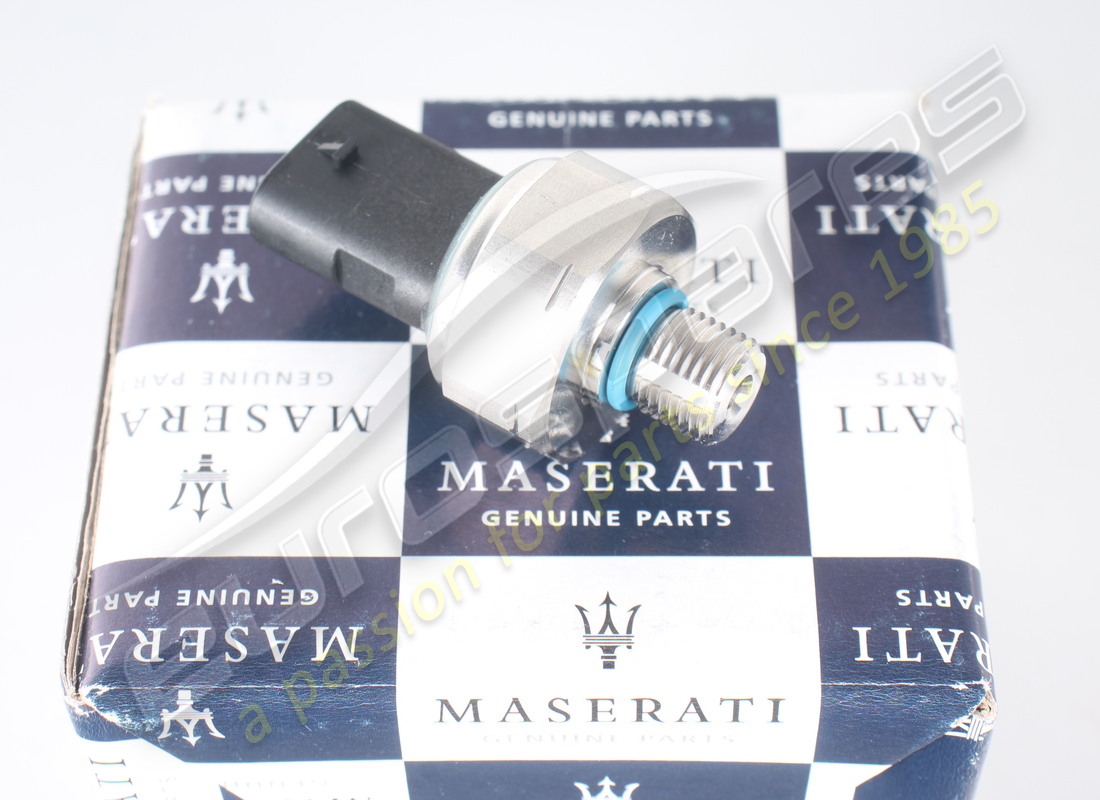 NEW MASERATI PRESSURE SENSOR. PART NUMBER 670052629 (1) new maserati pressure sensor. part number 670052629 (1)