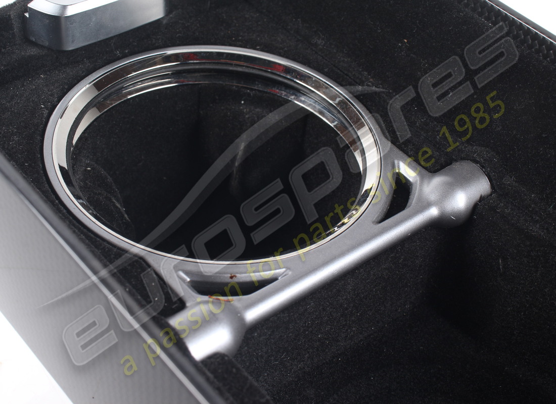 USED FERRARI FRONT CONTAINER. PART NUMBER 88042500 (11) used ferrari front container. part number 88042500 (11)