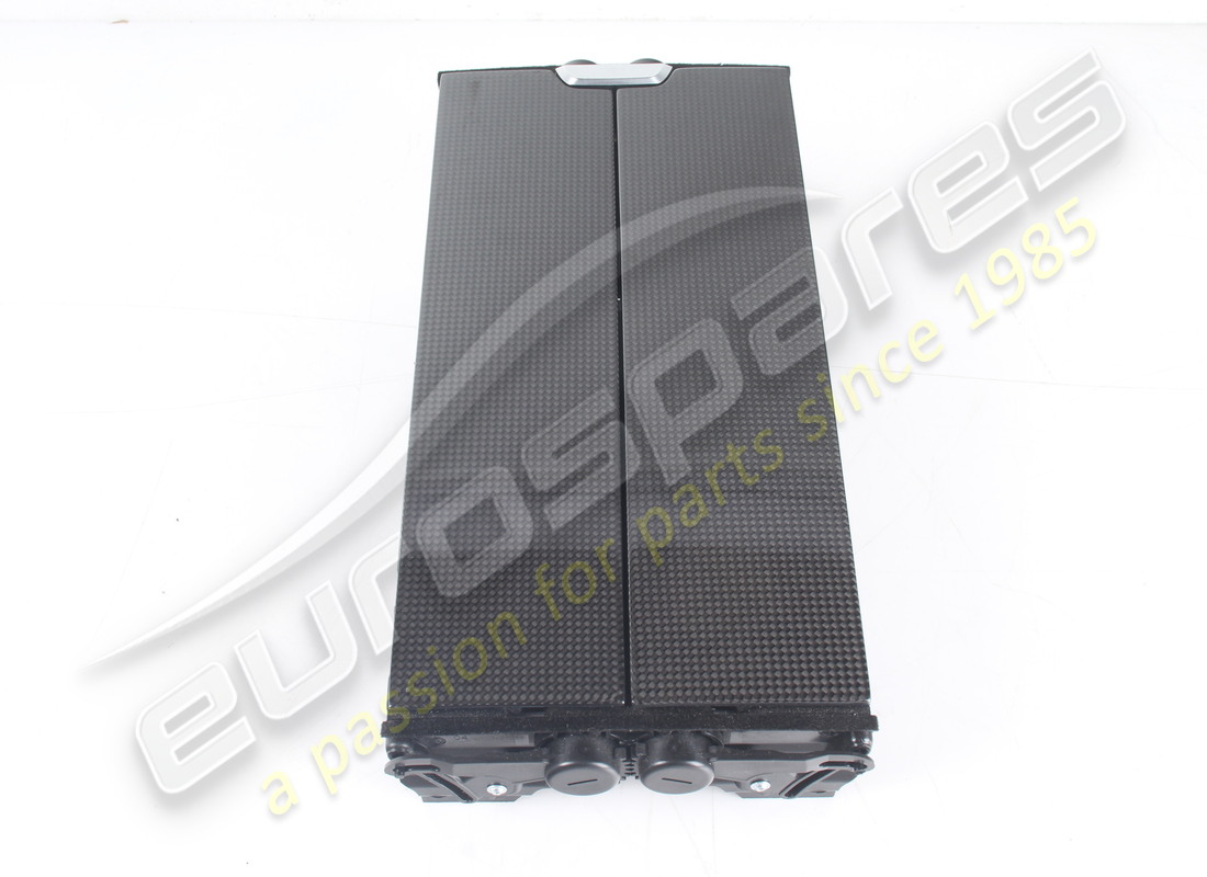 USED FERRARI FRONT CONTAINER. PART NUMBER 88042500 (2) used ferrari front container. part number 88042500 (2)