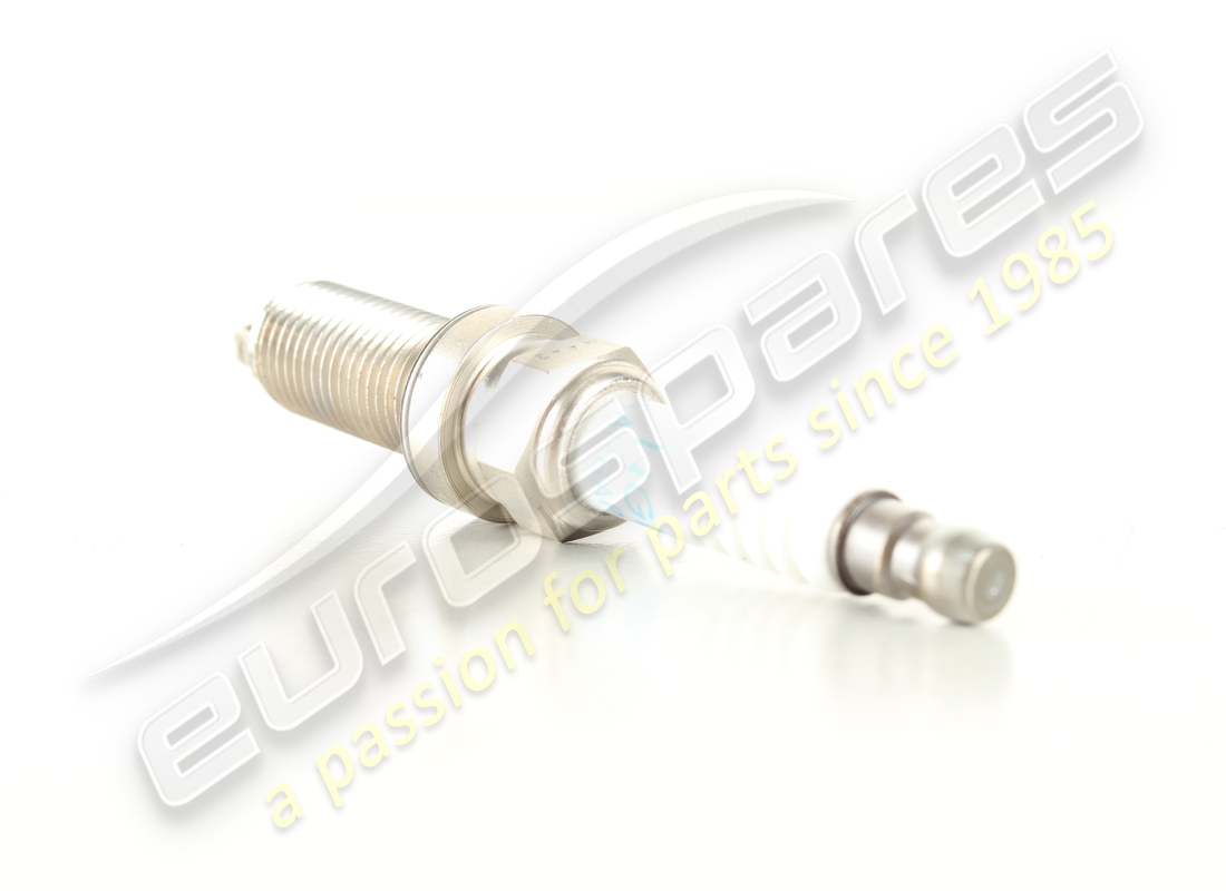 NEW NGK SPARK PLUG. PART NUMBER 310840 (3) new ngk spark plug. part number 310840 (3)