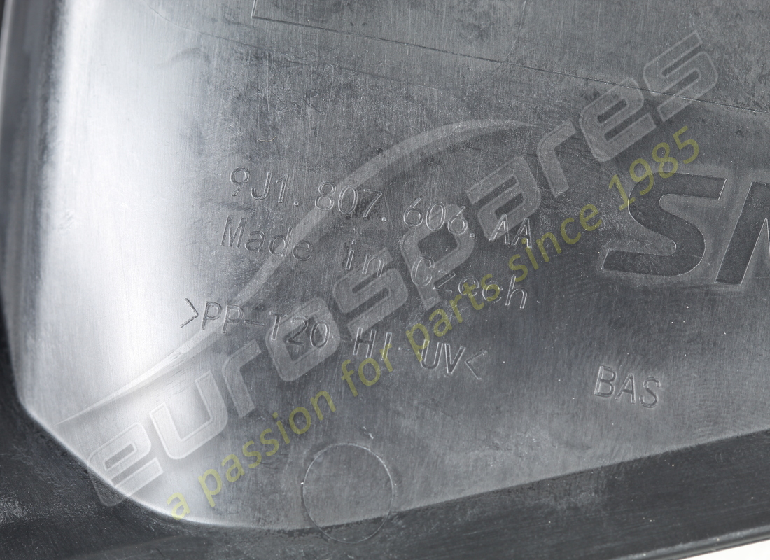 NEW PORSCHE AIR GUIDE. PART NUMBER 9J1807606AA (3) new porsche air guide. part number 9j1807606aa (3)