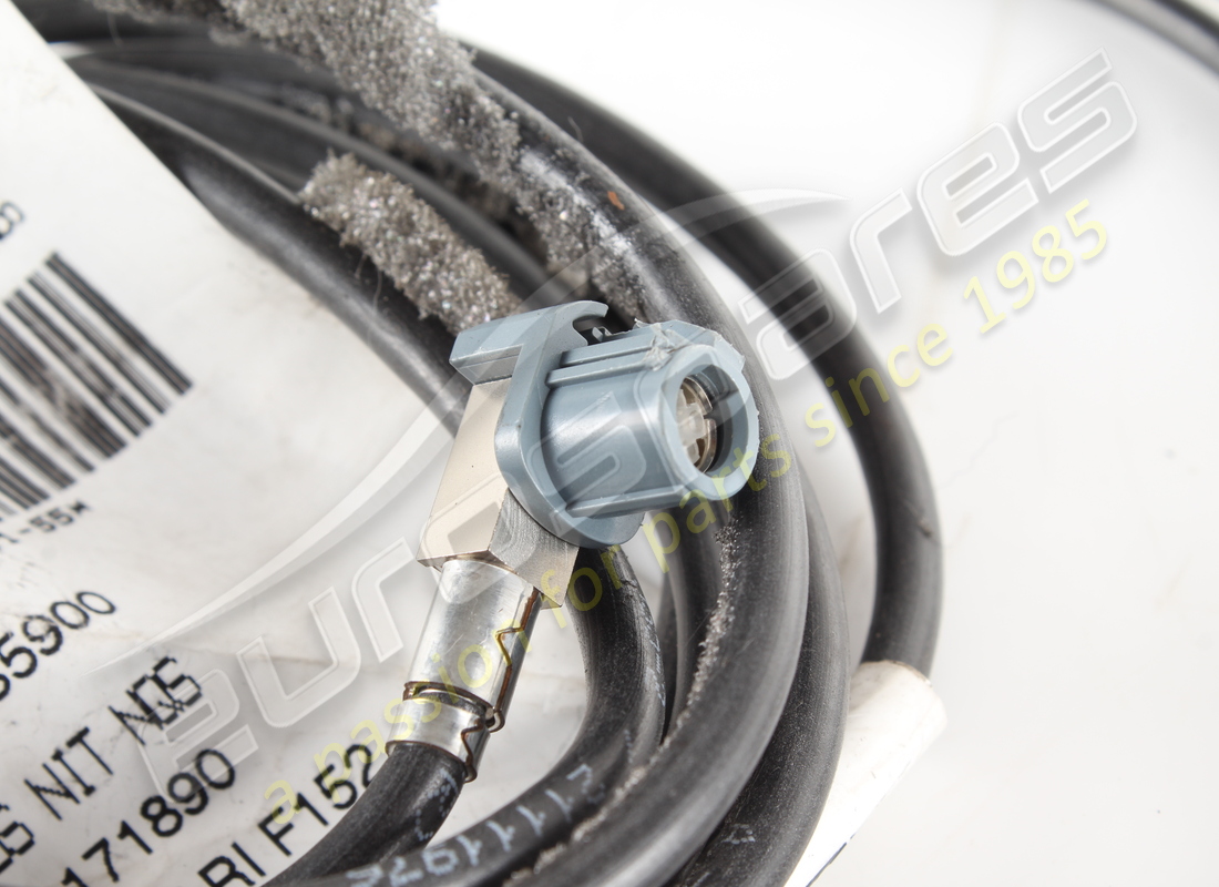used ferrari lvds nit-nqs video cable. part number 335900 (2)