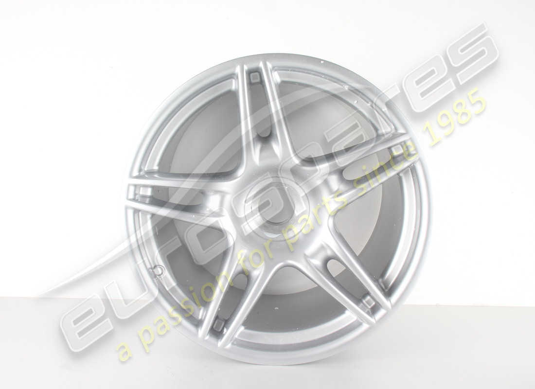 RECONDITIONED Ferrari REAR WHEEL RIM . PART NUMBER 184186 (1)