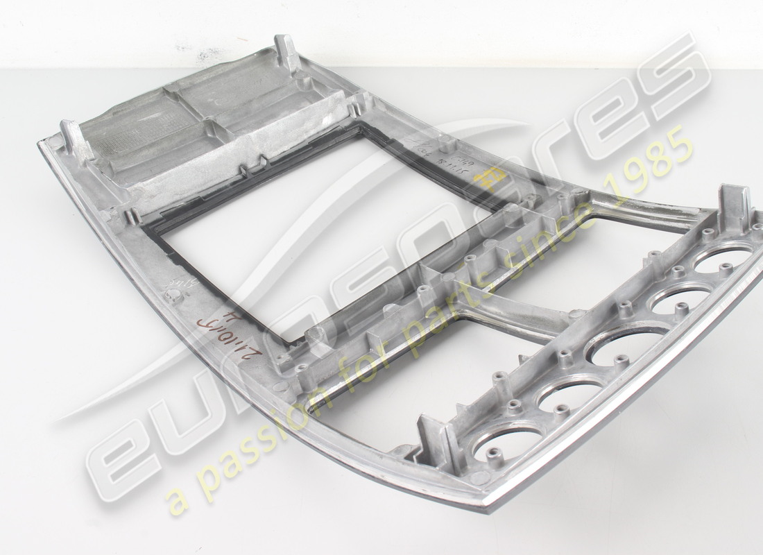 new aston martin nav surround, piano blk, auto with sat nav. part number 4g43045k18nb (3)