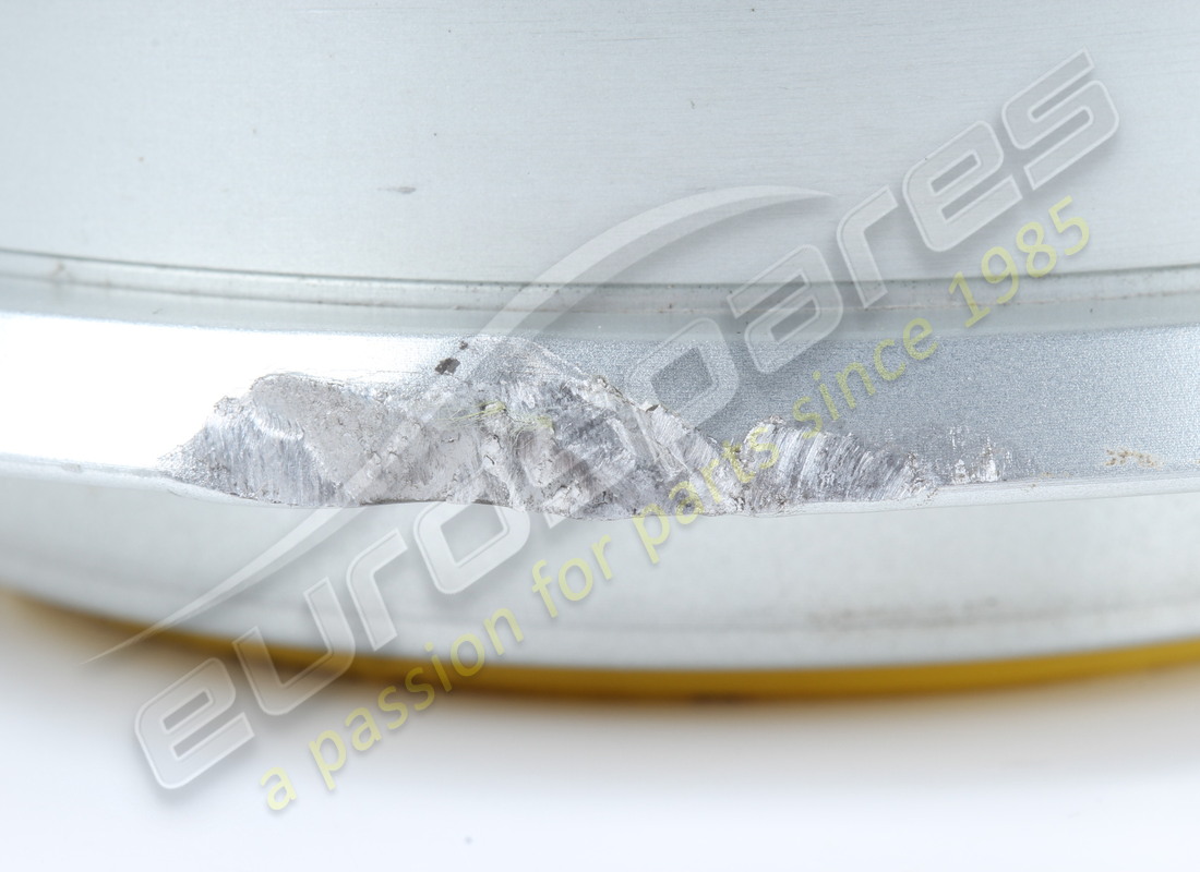 DAMAGED FERRARI COMPLETE ACTUATOR. PART NUMBER 300214 (4) damaged ferrari complete actuator. part number 300214 (4)