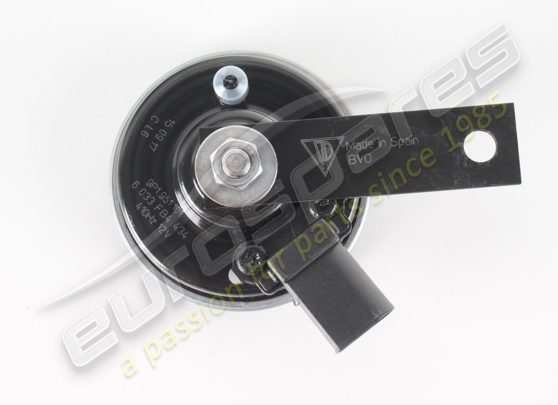 new porsche horn. part number 9p1951101 (2)