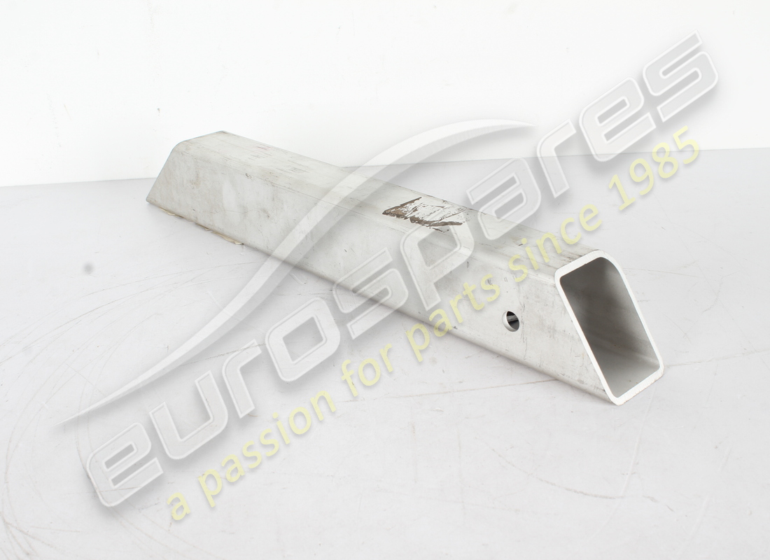 new ferrari rh upper front diagonal. part number 985187269 (2)