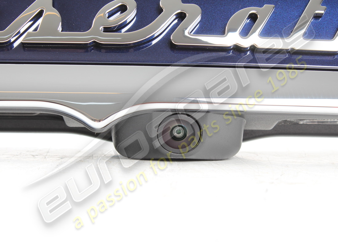new maserati rear light bar blu profondo. part number 673011228 (2)