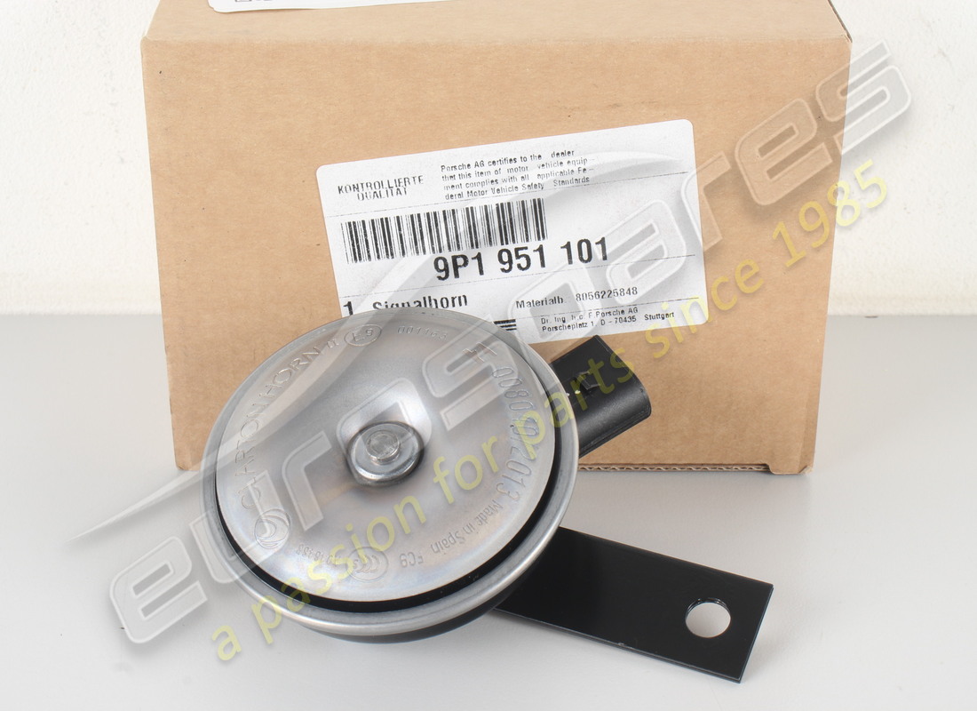 new porsche horn. part number 9p1951101 (3)