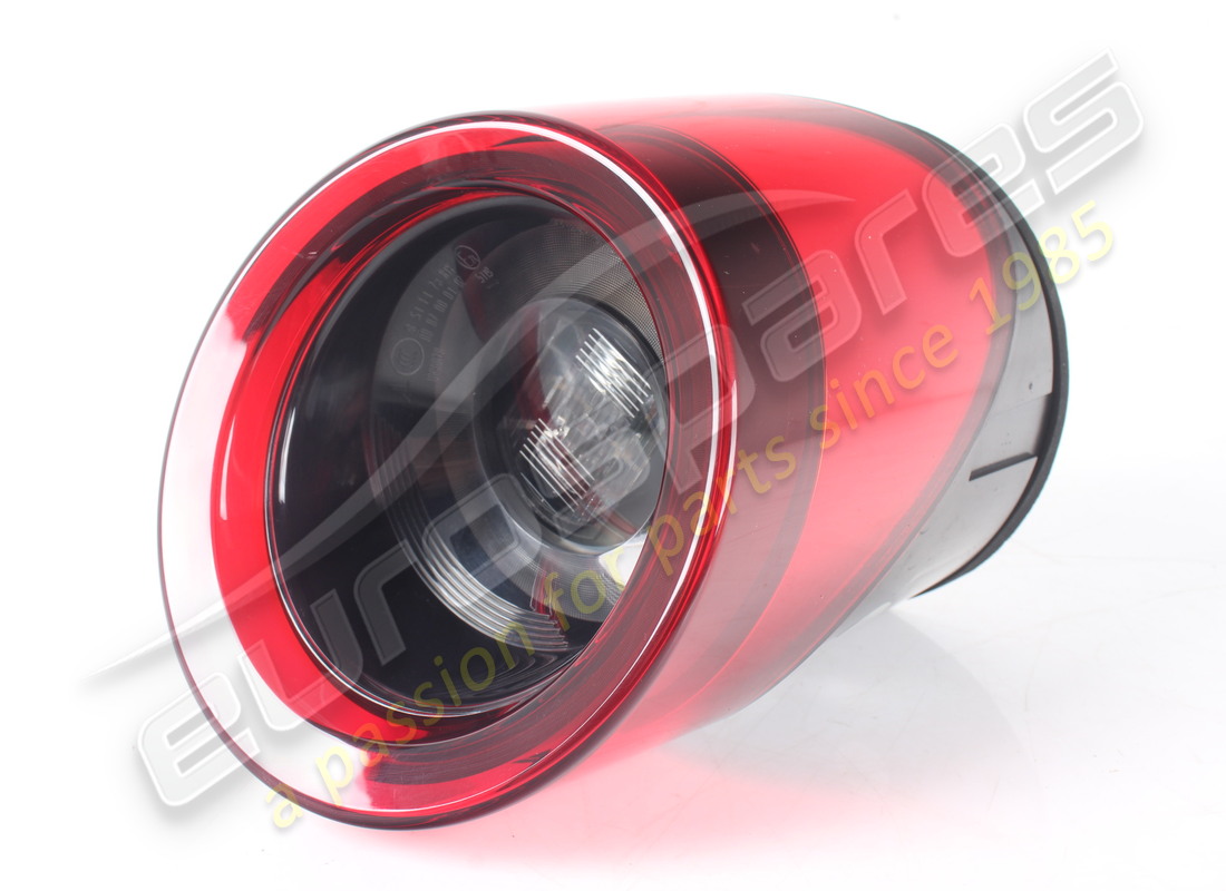 used ferrari inner rh tail light. part number 322257 (1)