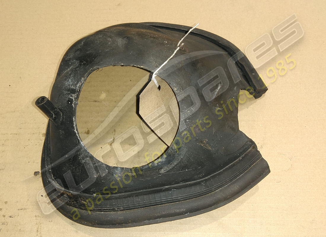 used ferrari cover. part number 40038705 (2)
