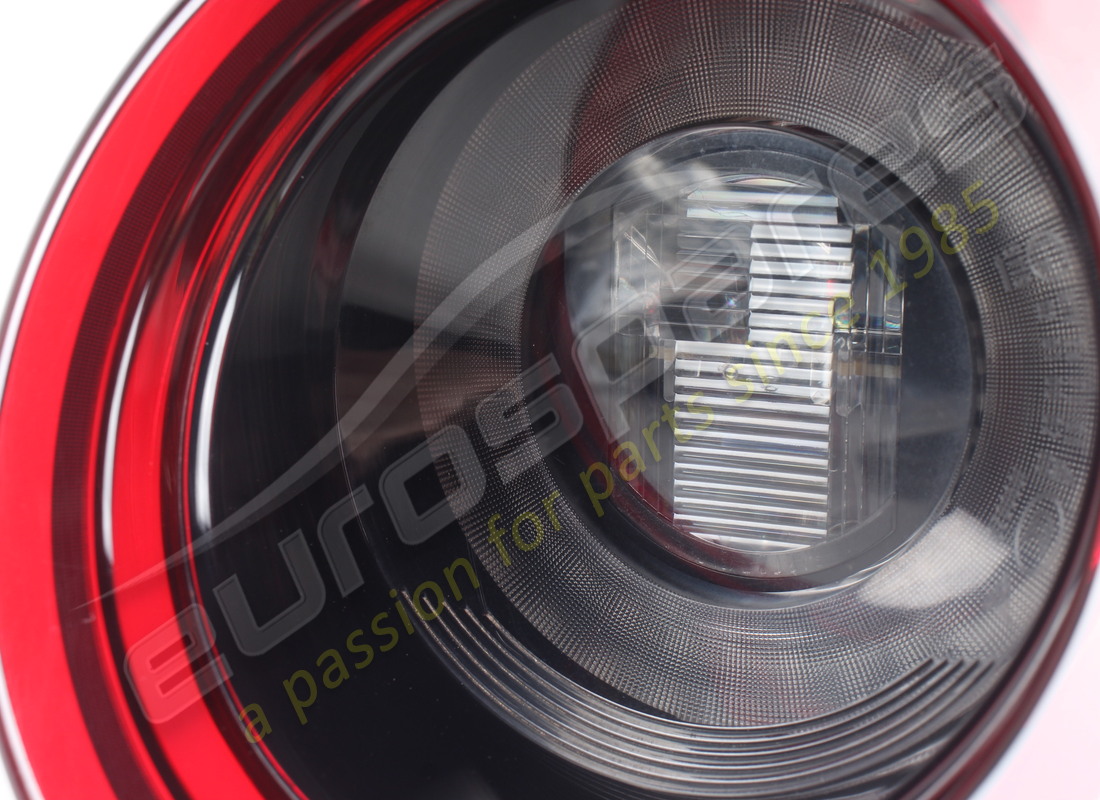 USED FERRARI OUTER LH TAIL LIGHT. PART NUMBER 317208 (5) used ferrari outer lh tail light. part number 317208 (5)