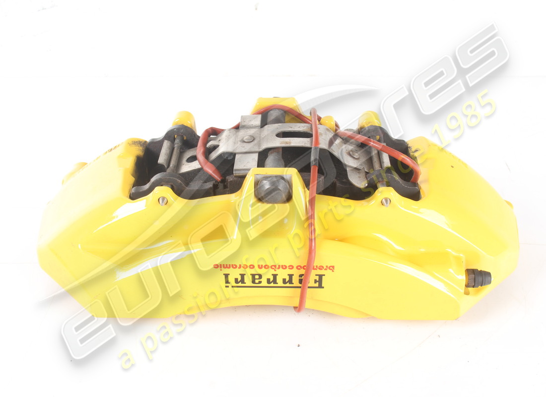USED FERRARI FRONT RH CALIPER WITH PADS. PART NUMBER 315568 (1) used ferrari front rh caliper with pads. part number 315568 (1)
