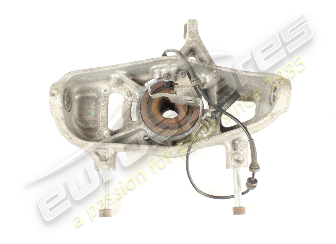 used ferrari complete rh front hub carrier. part number 289157 (2)