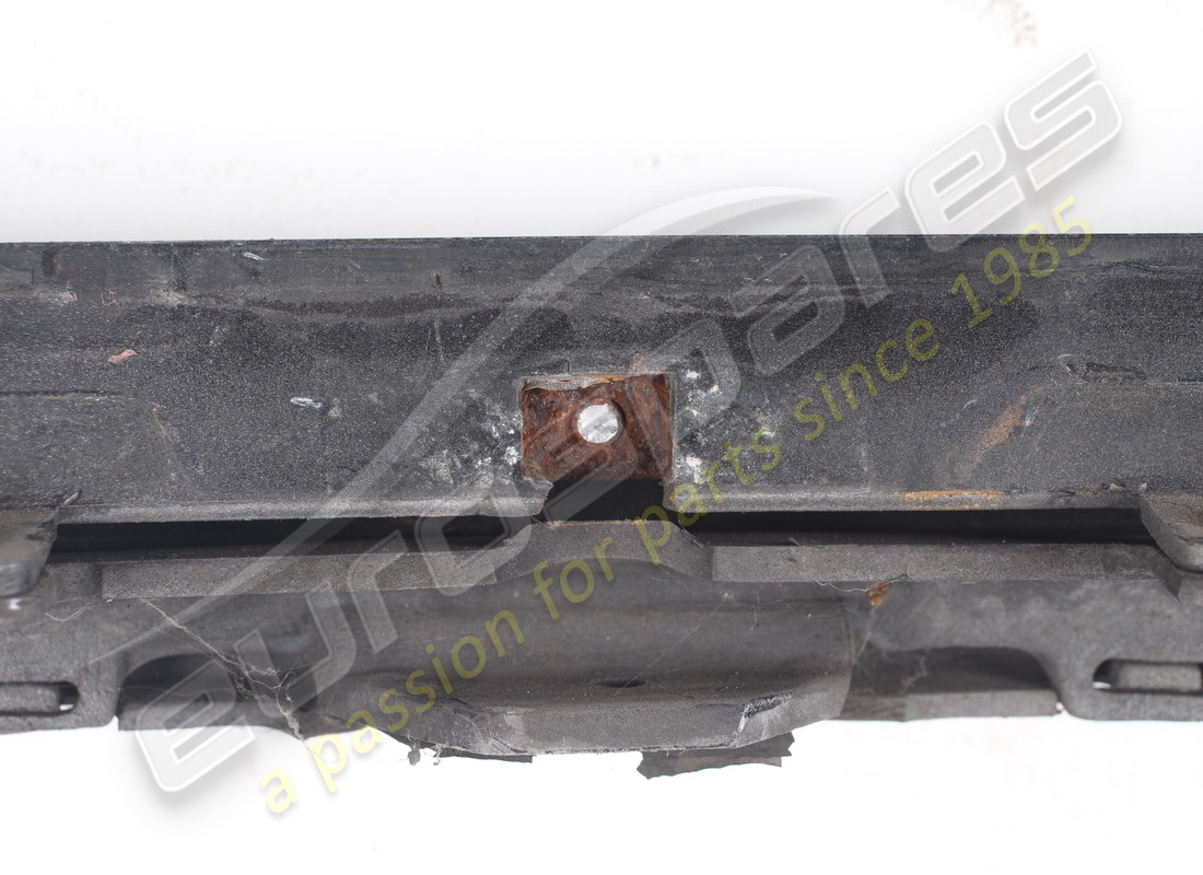 USED MASERATI COMPLETE FRONT BUMPER 338. PART NUMBER 980000985 (7) used maserati complete front bumper 338. part number 980000985 (7)