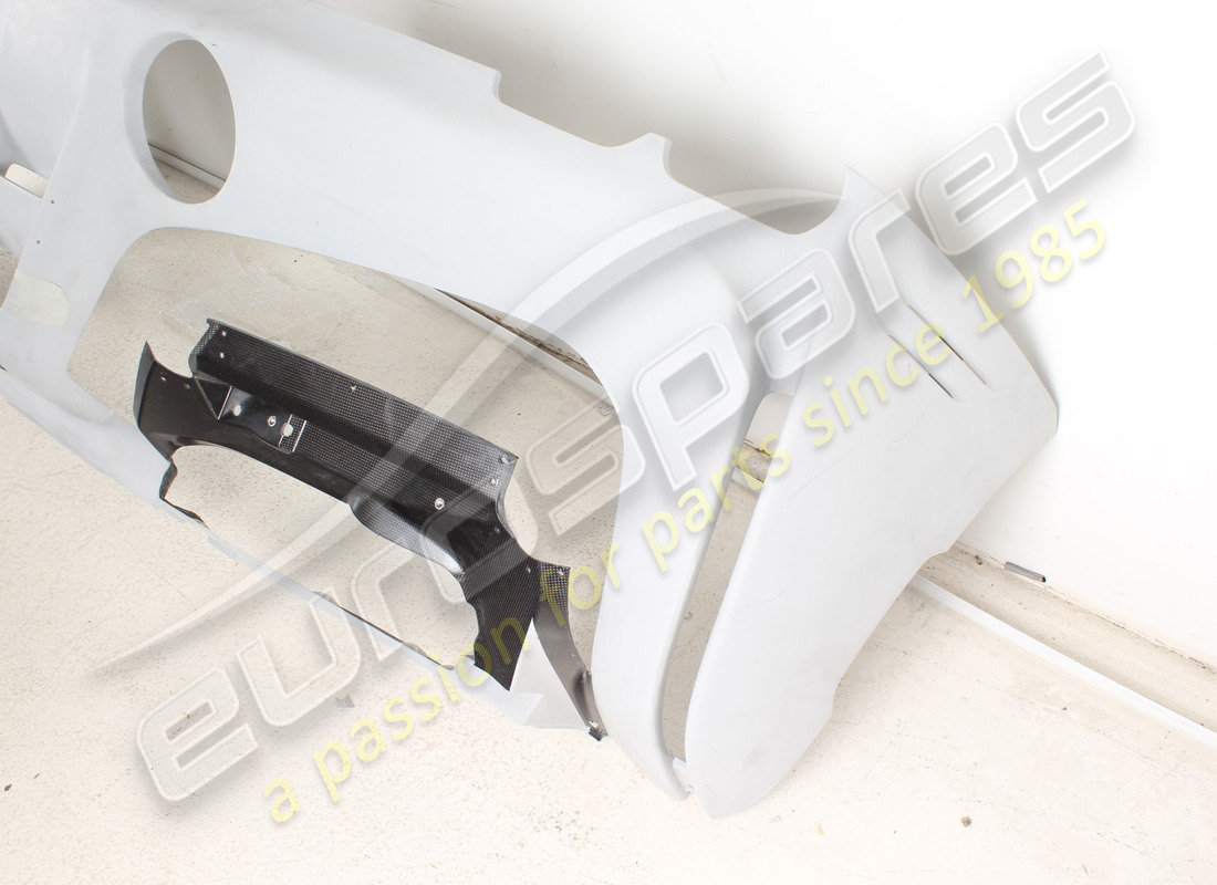 new ferrari rear bumper. part number 985883510 (3)
