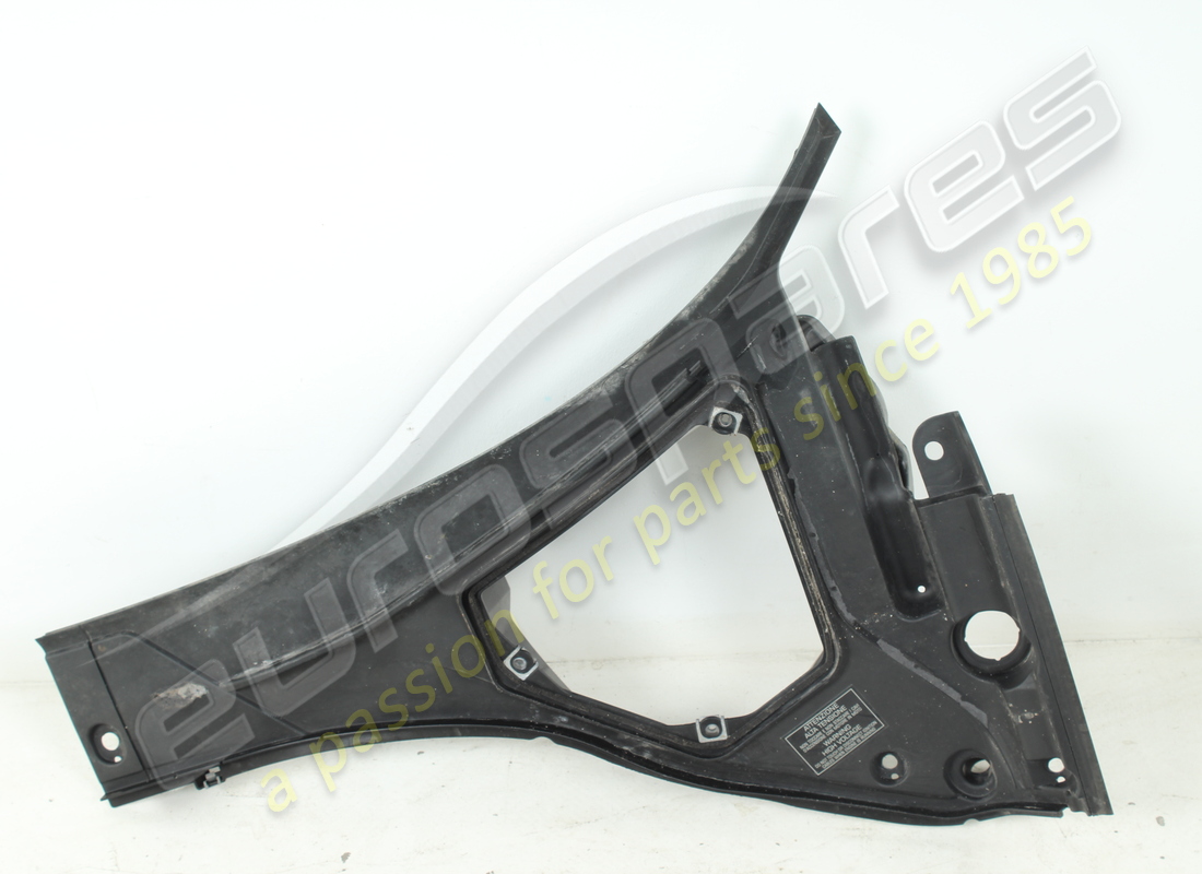 used ferrari complete lh underwindscreen tr. part number 88959400 (2)