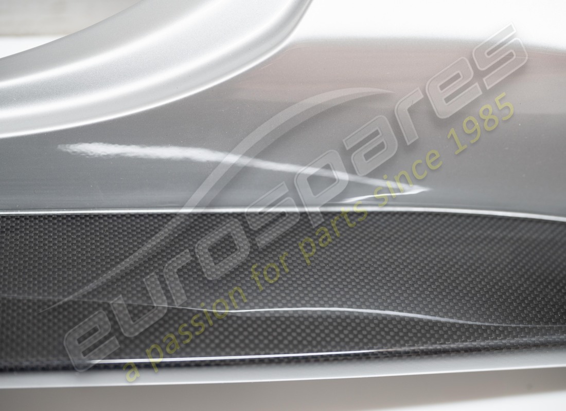 used ferrari complete lh underdoor trim. part number 766055 (2)