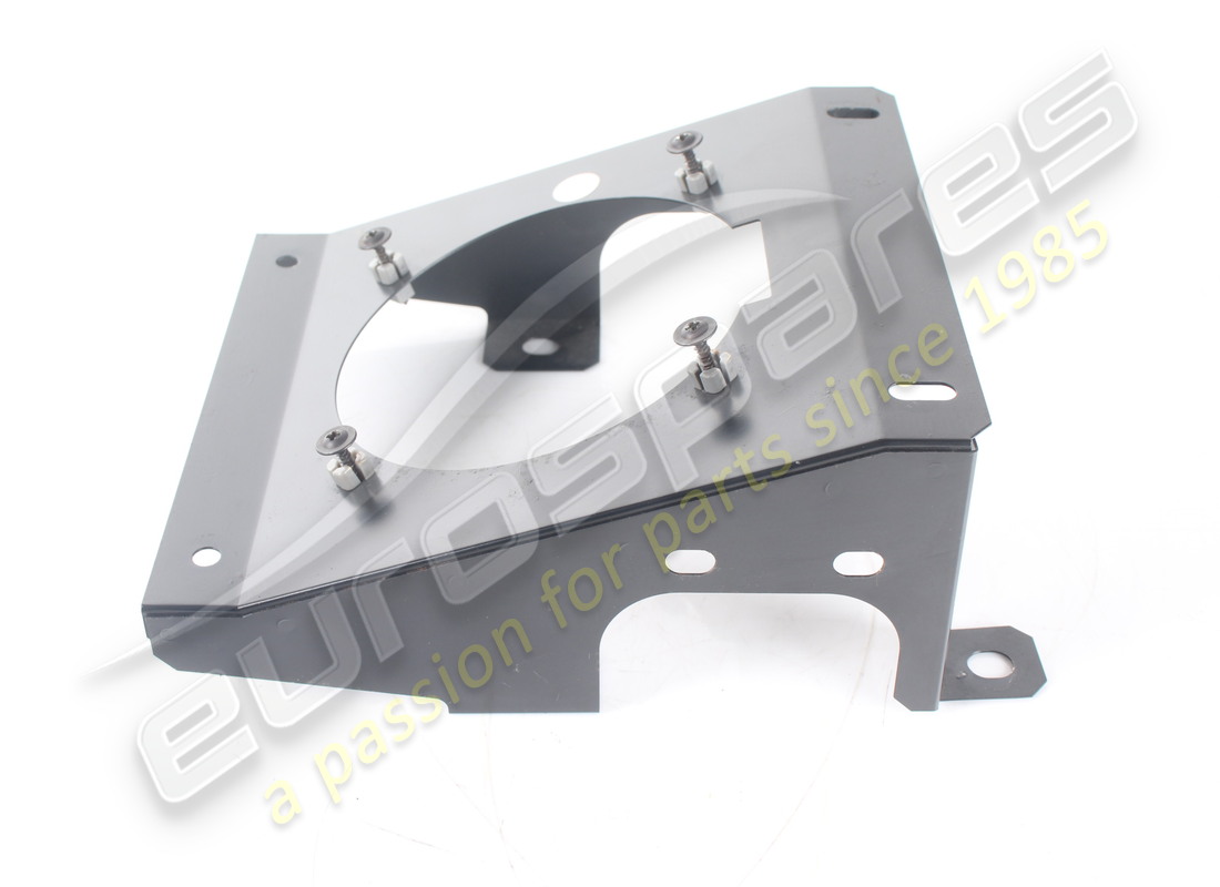 USED MASERATI BRACKET. PART NUMBER 388300288 (2) used maserati bracket. part number 388300288 (2)