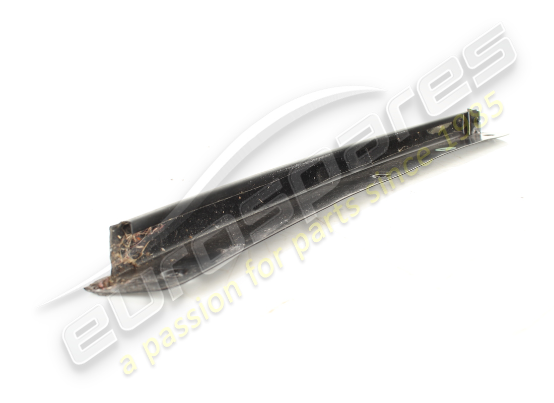 used ferrari lh moulding. part number 60671700 (1)