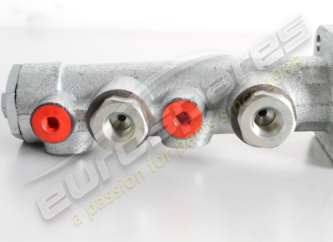 NEW EUROSPARES BRAKE CYLINDER. PART NUMBER 004205397 (3) new eurospares brake cylinder. part number 004205397 (3)