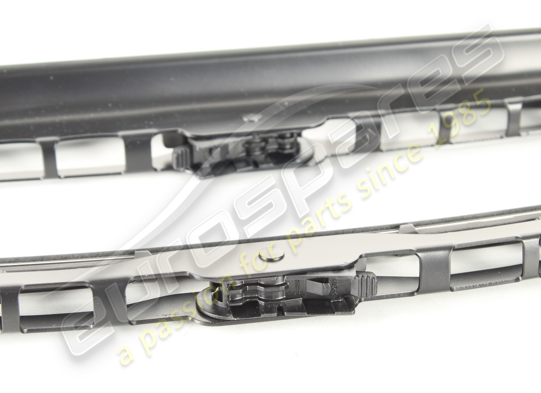 NEW PORSCHE 1 SET OF WIPER BLADES. PART NUMBER 97062890100 (3) new porsche 1 set of wiper blades. part number 97062890100 (3)