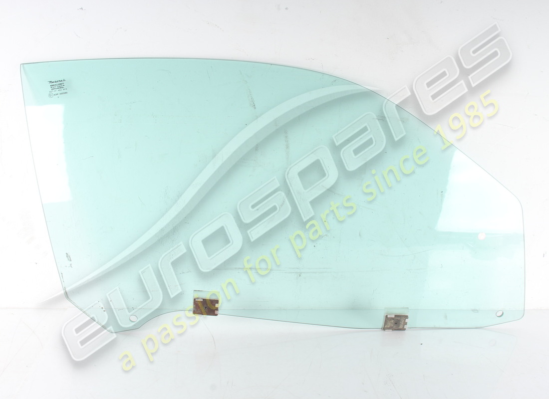 USED Maserati RH DOOR GLASS M338 . PART NUMBER 387700306 (1)