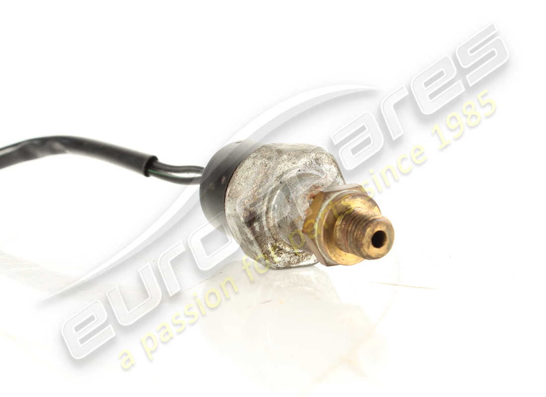 USED FERRARI PRESSOSTAT. PART NUMBER 129102 (3) used ferrari pressostat. part number 129102 (3)