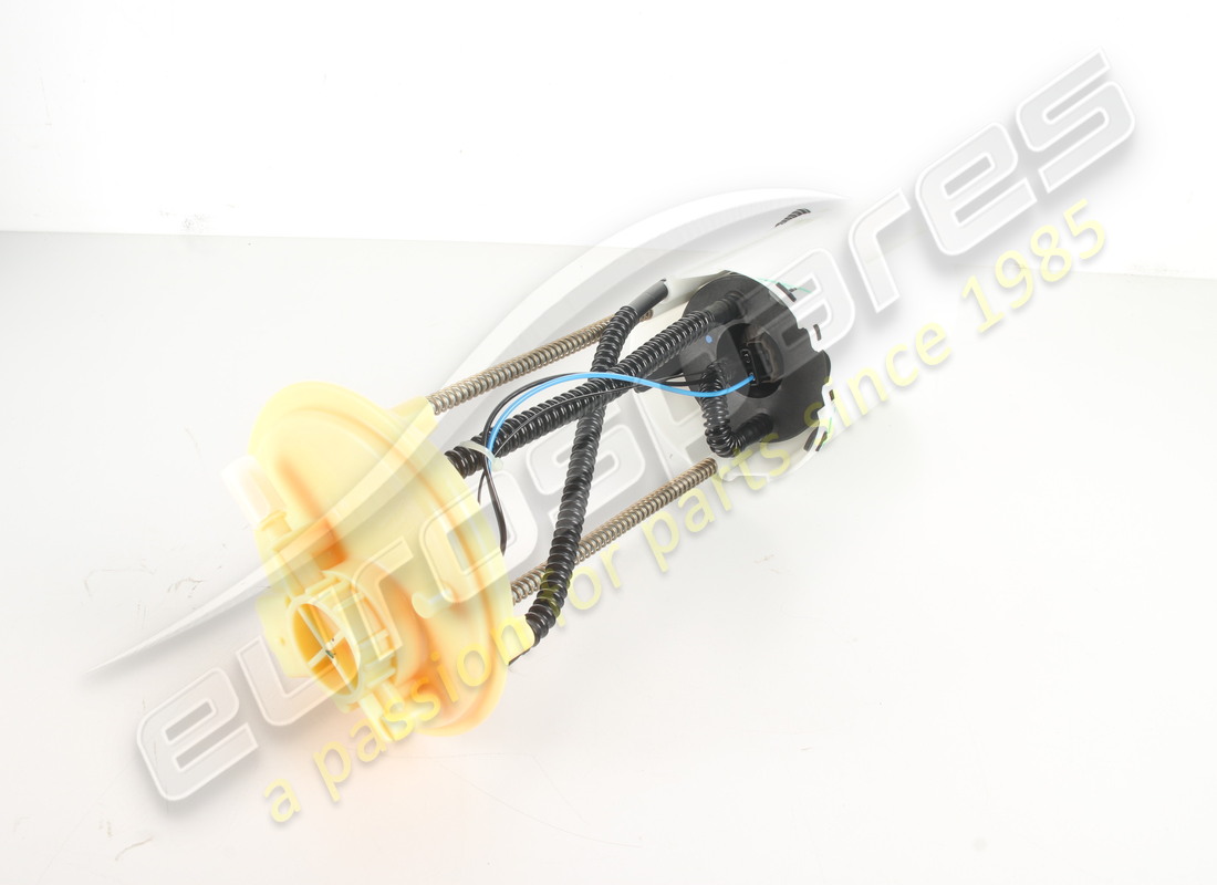 NEW BOSCH COMPLETE FUEL PUMP. PART NUMBER 181205 (1) new bosch complete fuel pump. part number 181205 (1)