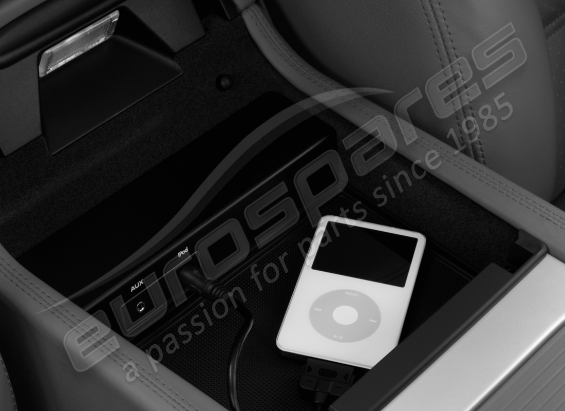 new porsche universal audio interface (aux, usb e.g. for ipod). part number 95504490226 (1)