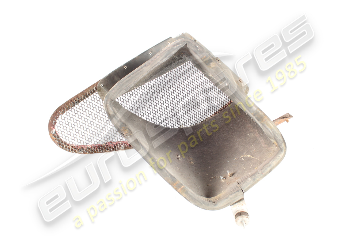 used ferrari lh air intake. part number 61779700 (3)