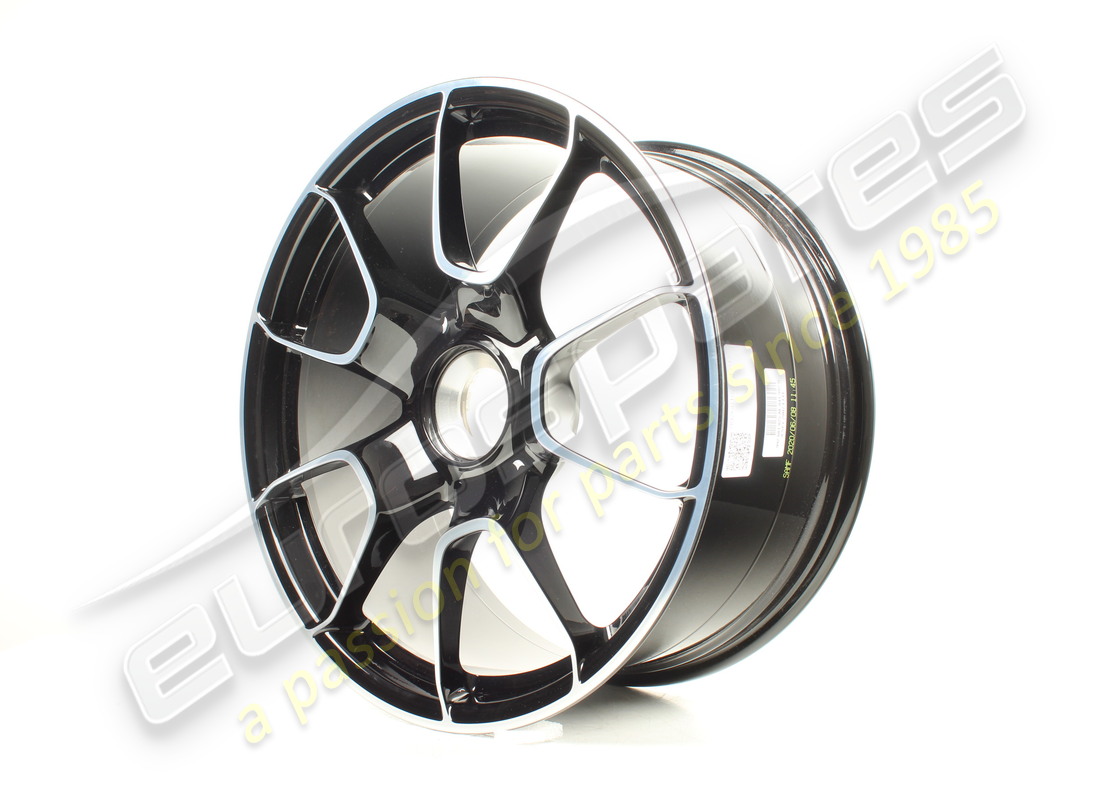 new porsche alloy wheel with central locking black. part number 992601025af041 (2)