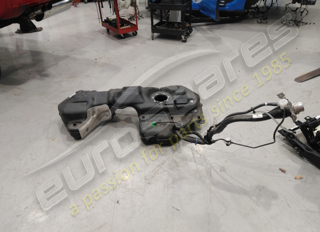 used lamborghini fuel tank part number 4m0201021gl