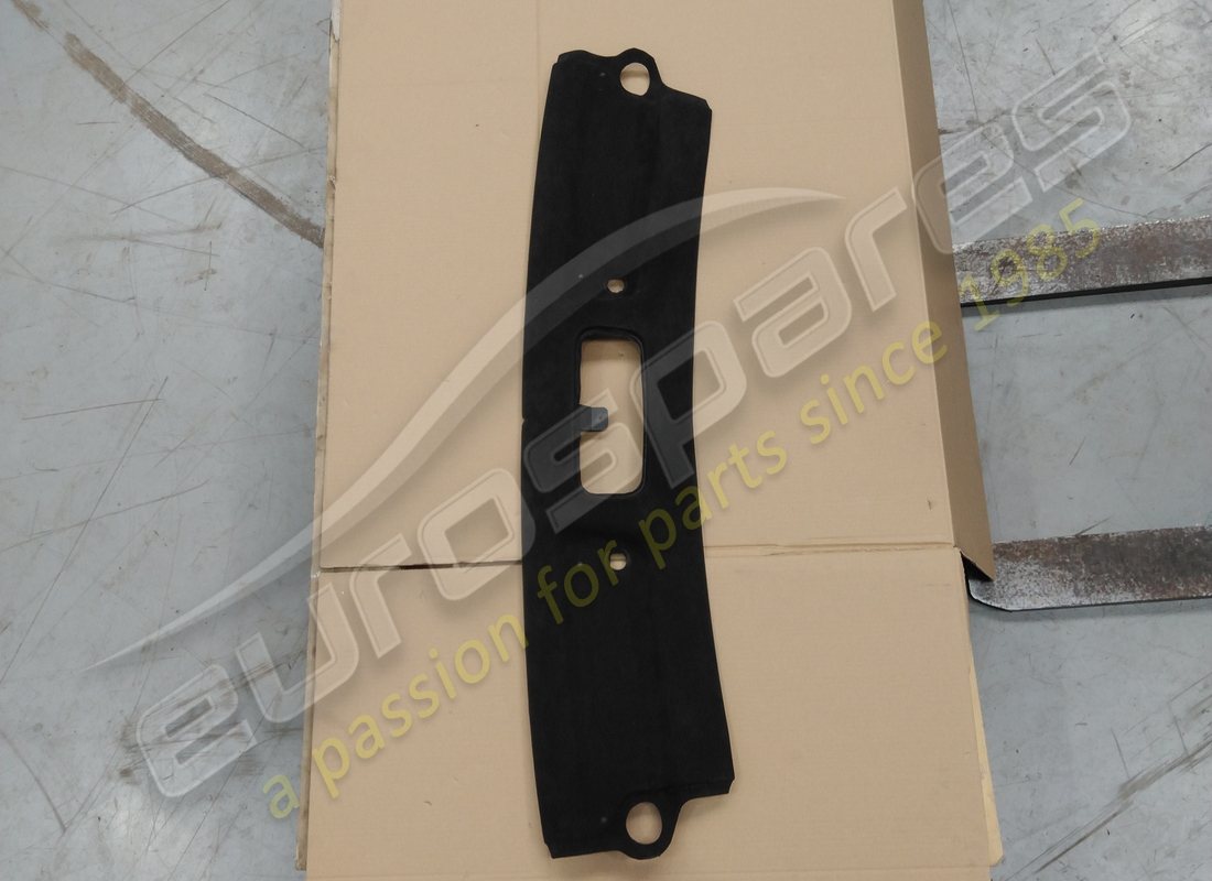 USED Lamborghini TRIM PANEL,ROOF PARTE ANT. . PART NUMBER 476867512C (1)