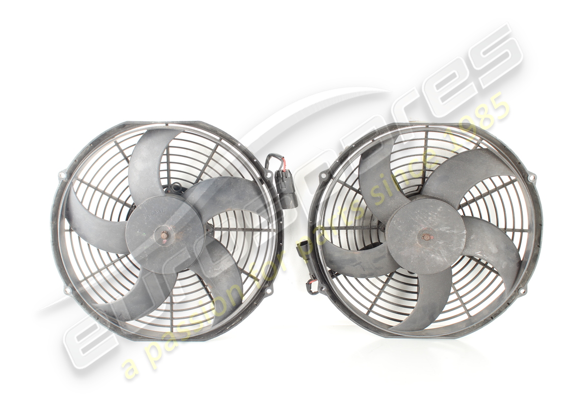 USED MASERATI COMPLETE HOOD WITH ELECTRIC FAN. PART NUMBER 221254 (1) used maserati complete hood with electric fan. part number 221254 (1)