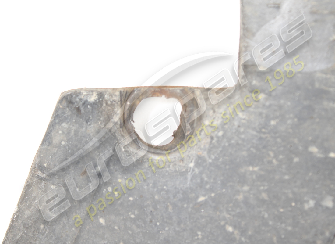 used ferrari lh lower panel. part number 63939700 (2)