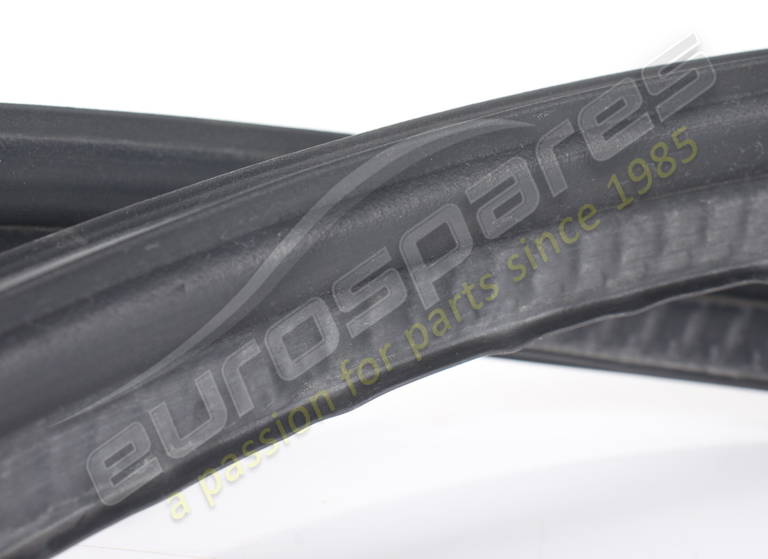 USED FERRARI UNDERWINDSCREEN TRAY SEAL. PART NUMBER 83315600 (2) used ferrari underwindscreen tray seal. part number 83315600 (2)